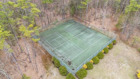 23 Casselton Road Raymond ME 04071