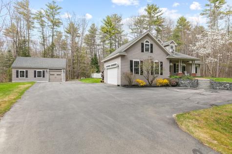 23 Casselton Road Raymond ME 04071