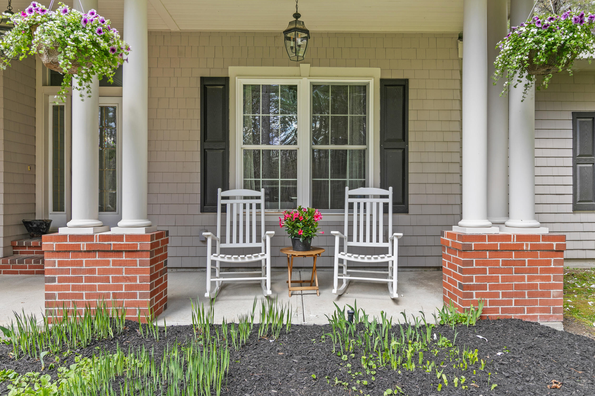 23 Casselton Road Raymond ME 04071