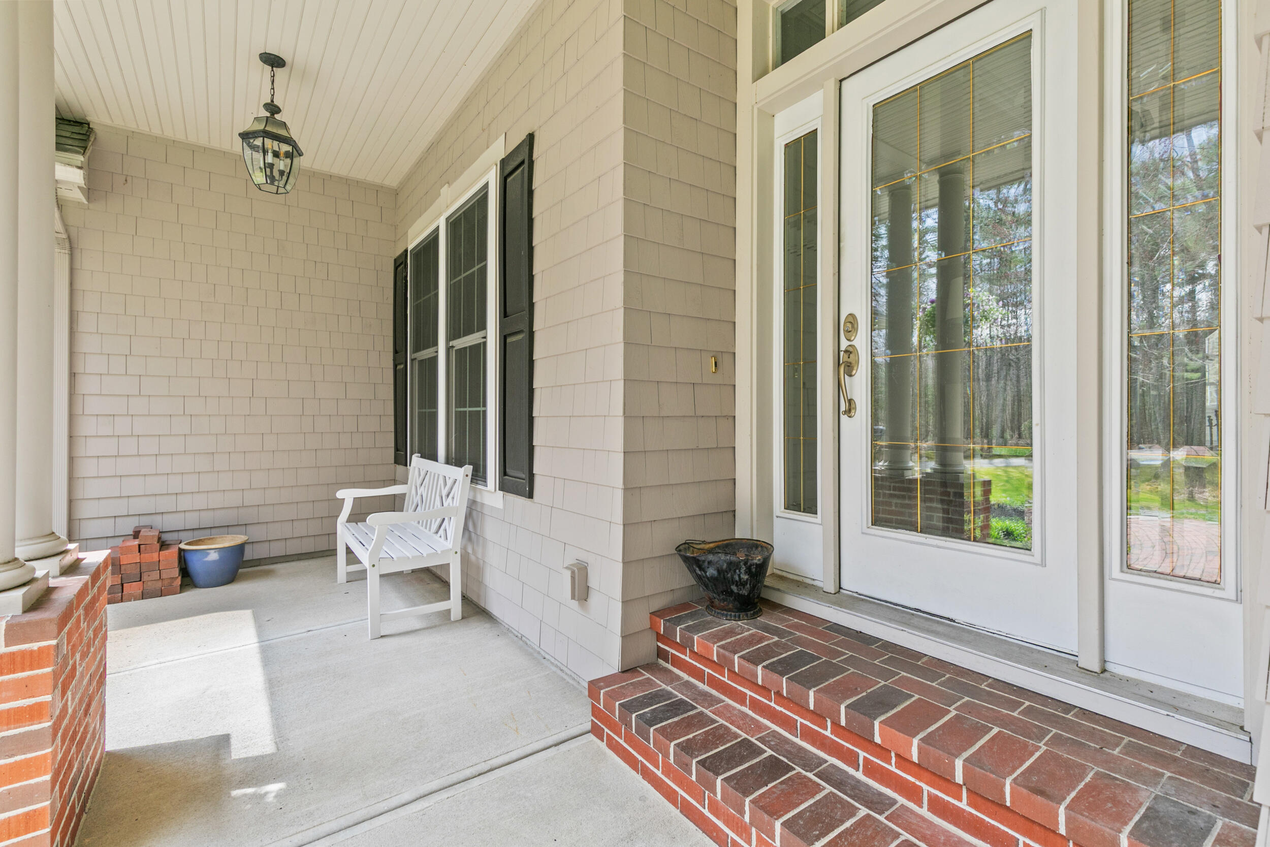 23 Casselton Road Raymond ME 04071