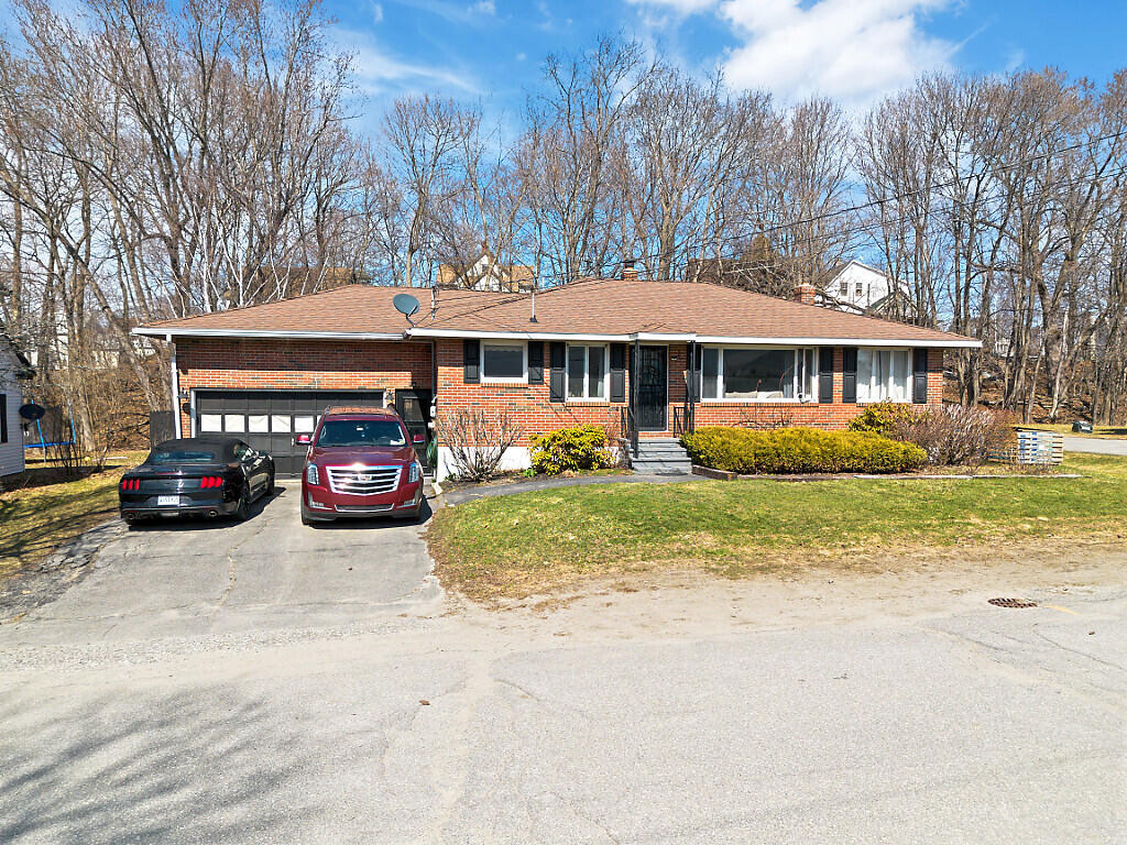 6 Victor Terrace Winslow ME 04901