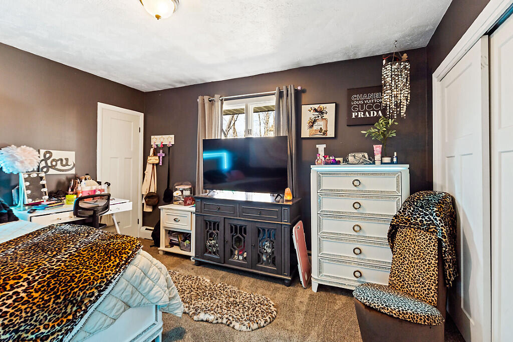 6 Victor Terrace Winslow ME 04901