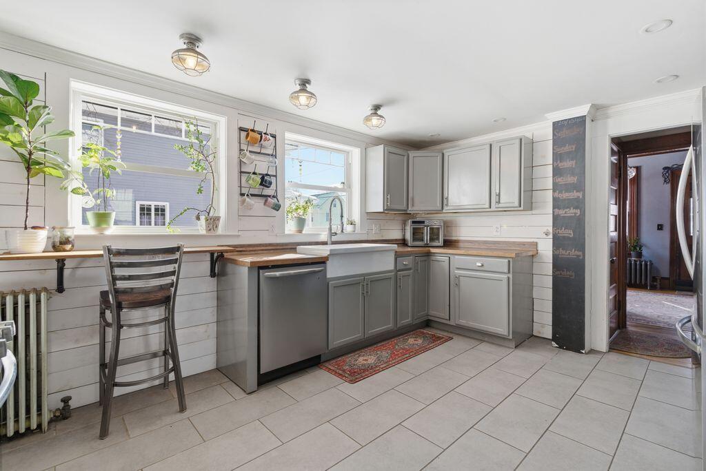 89 Whitney Street Auburn ME 04210