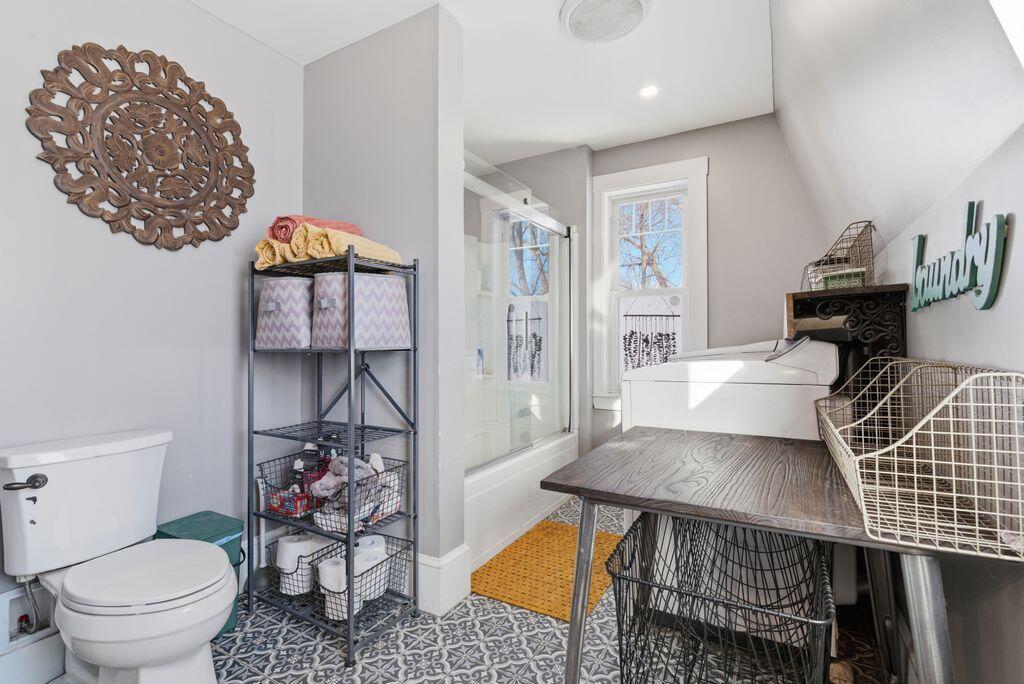 89 Whitney Street Auburn ME 04210