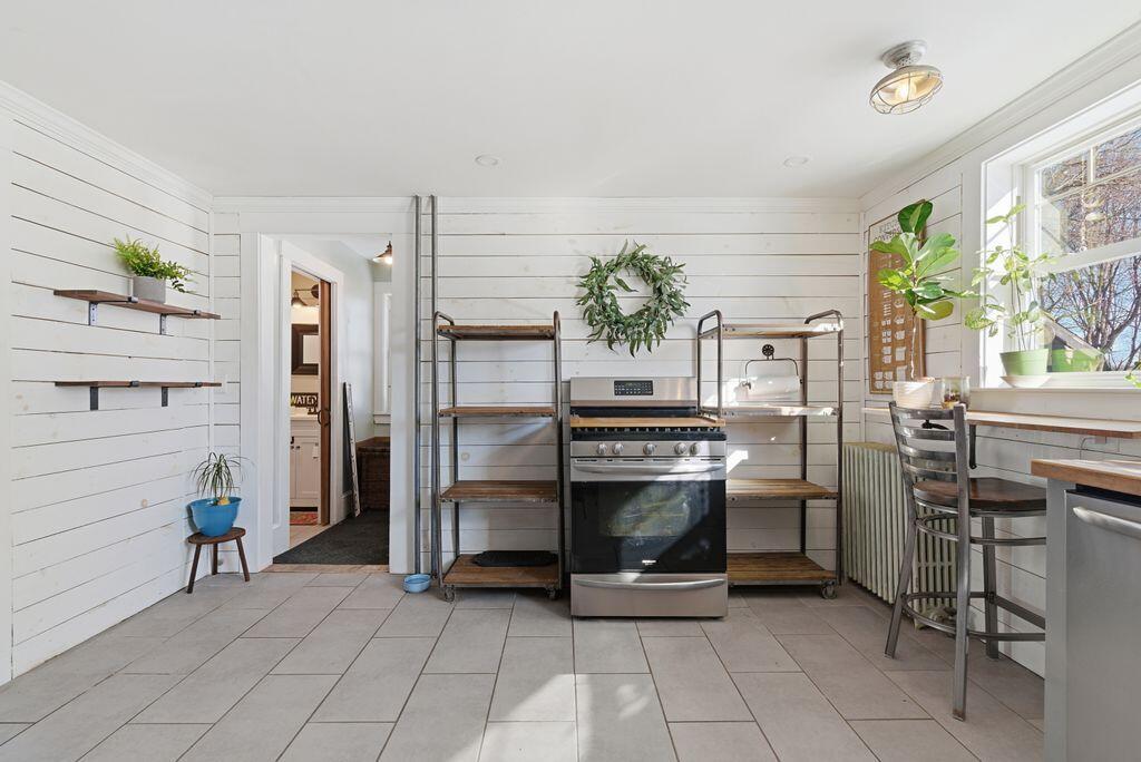 89 Whitney Street Auburn ME 04210