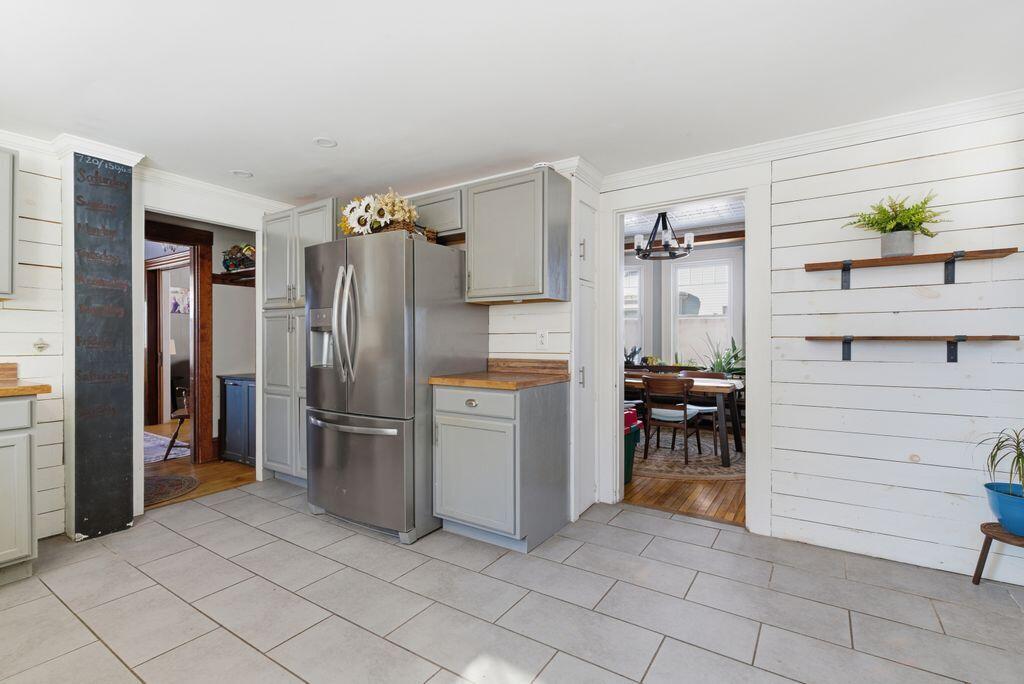 89 Whitney Street Auburn ME 04210