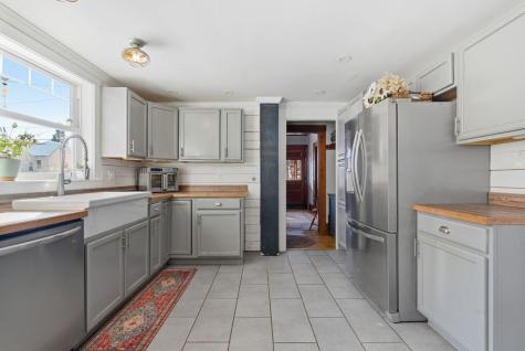 89 Whitney Street Auburn ME 04210