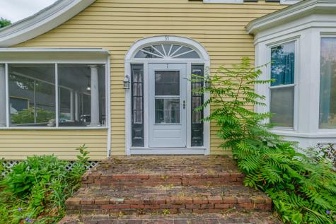 91 Elm Street Mechanic Falls ME 04256