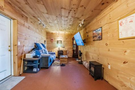 91 Elm Street Mechanic Falls ME 04256