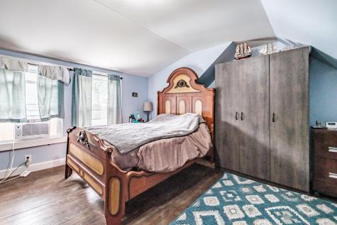 91 Elm Street Mechanic Falls ME 04256