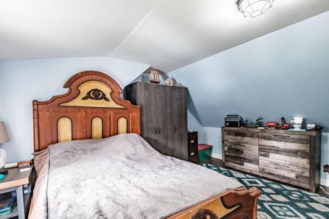 91 Elm Street Mechanic Falls ME 04256