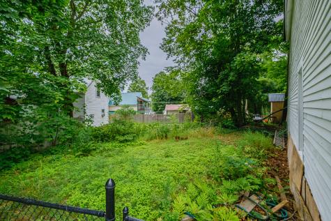 91 Elm Street Mechanic Falls ME 04256