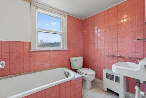 180 Highland Cliff Road Windham ME 04062