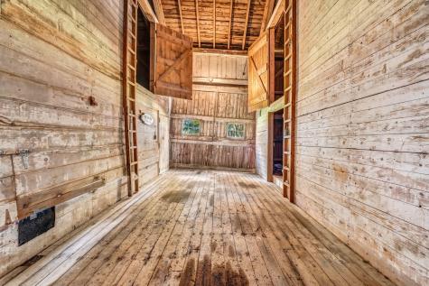 180 Main Road N Hampden ME 04444