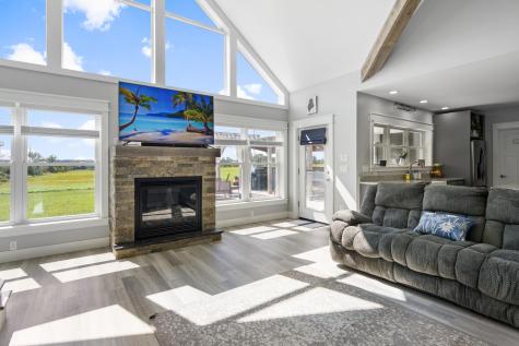 737 Main Street Corinth ME 04427