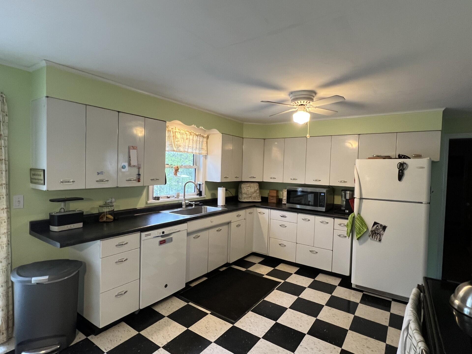 701 Crescent Avenue Rumford ME 04276