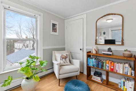 7 Abbott Street Portland ME 04103