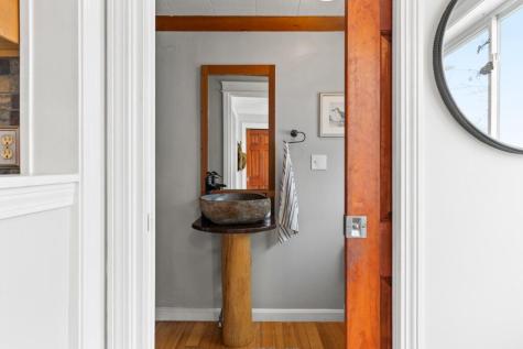 7 Abbott Street Portland ME 04103