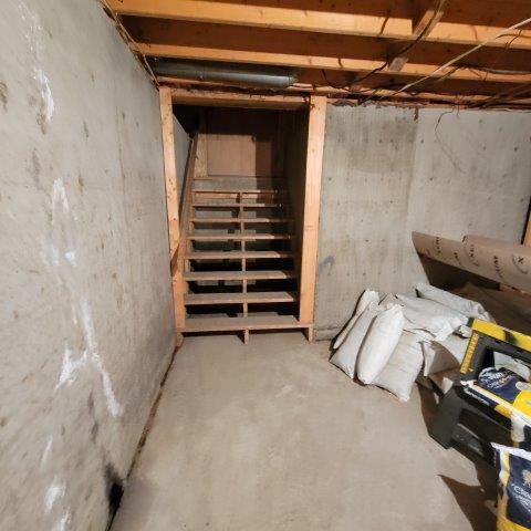 15 Skunk Hill Road Lee ME 04455