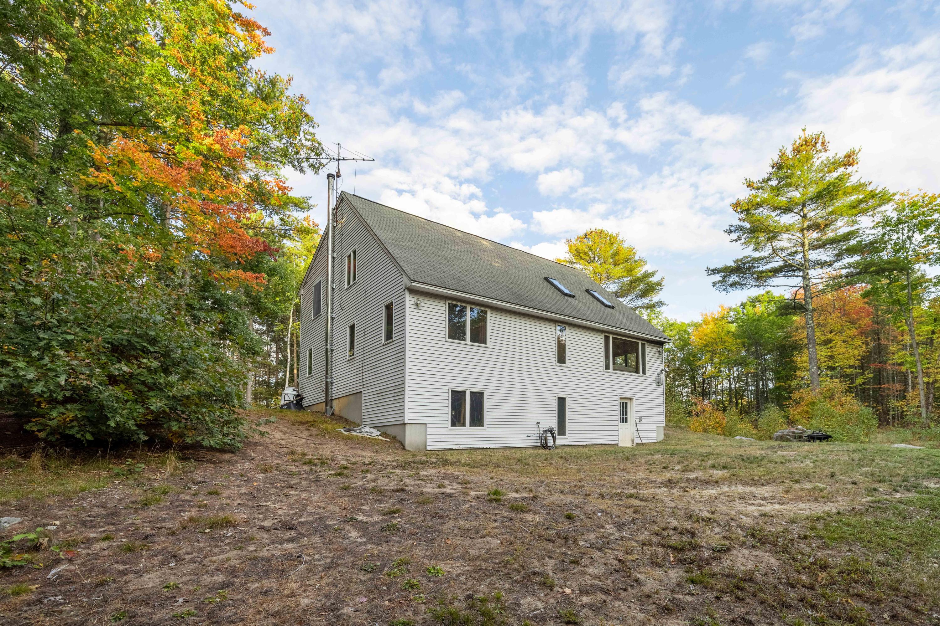 610 Middle Road Waterboro ME 04087