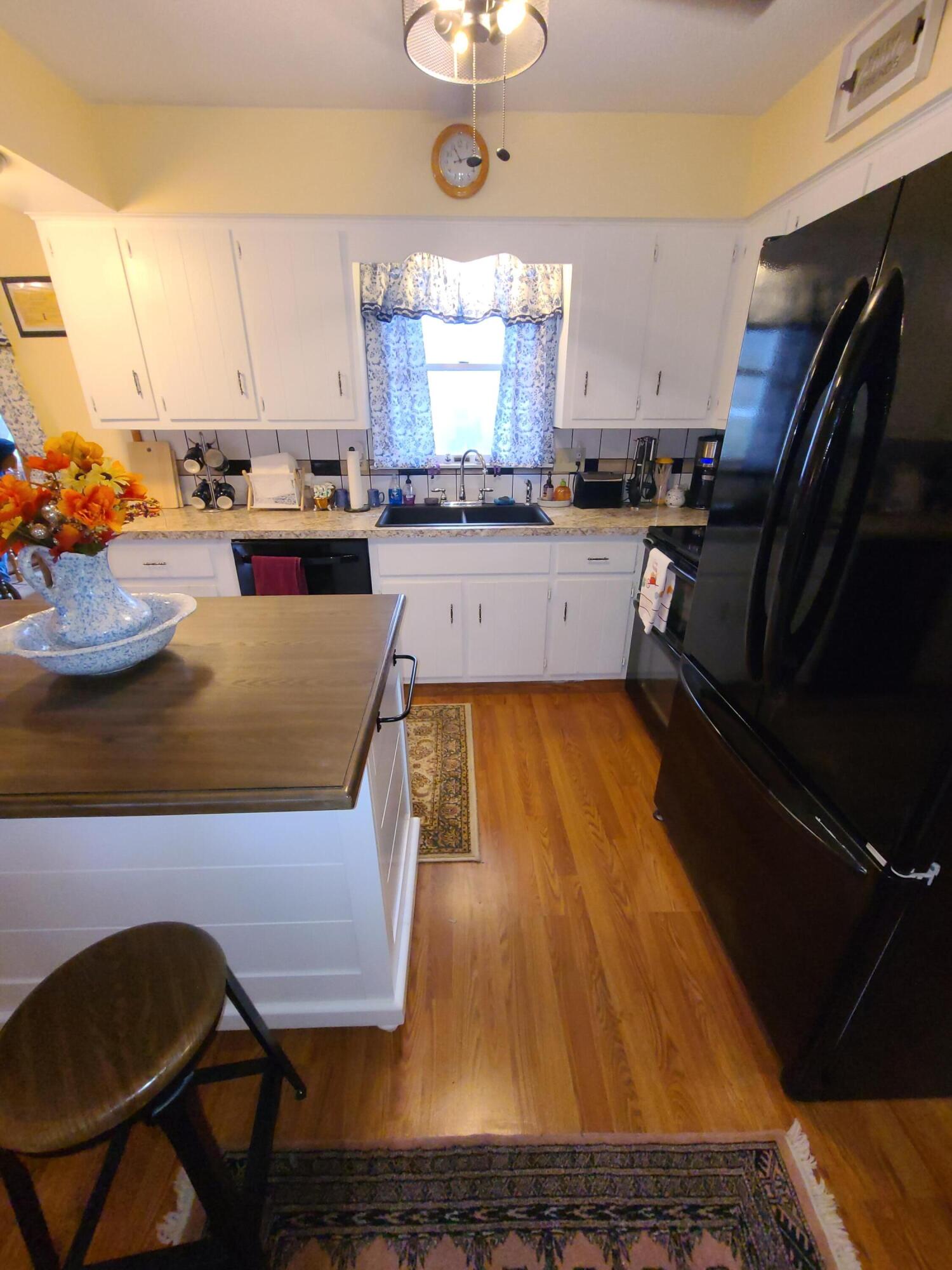 49 Jeffrey Street Lewiston ME 04240