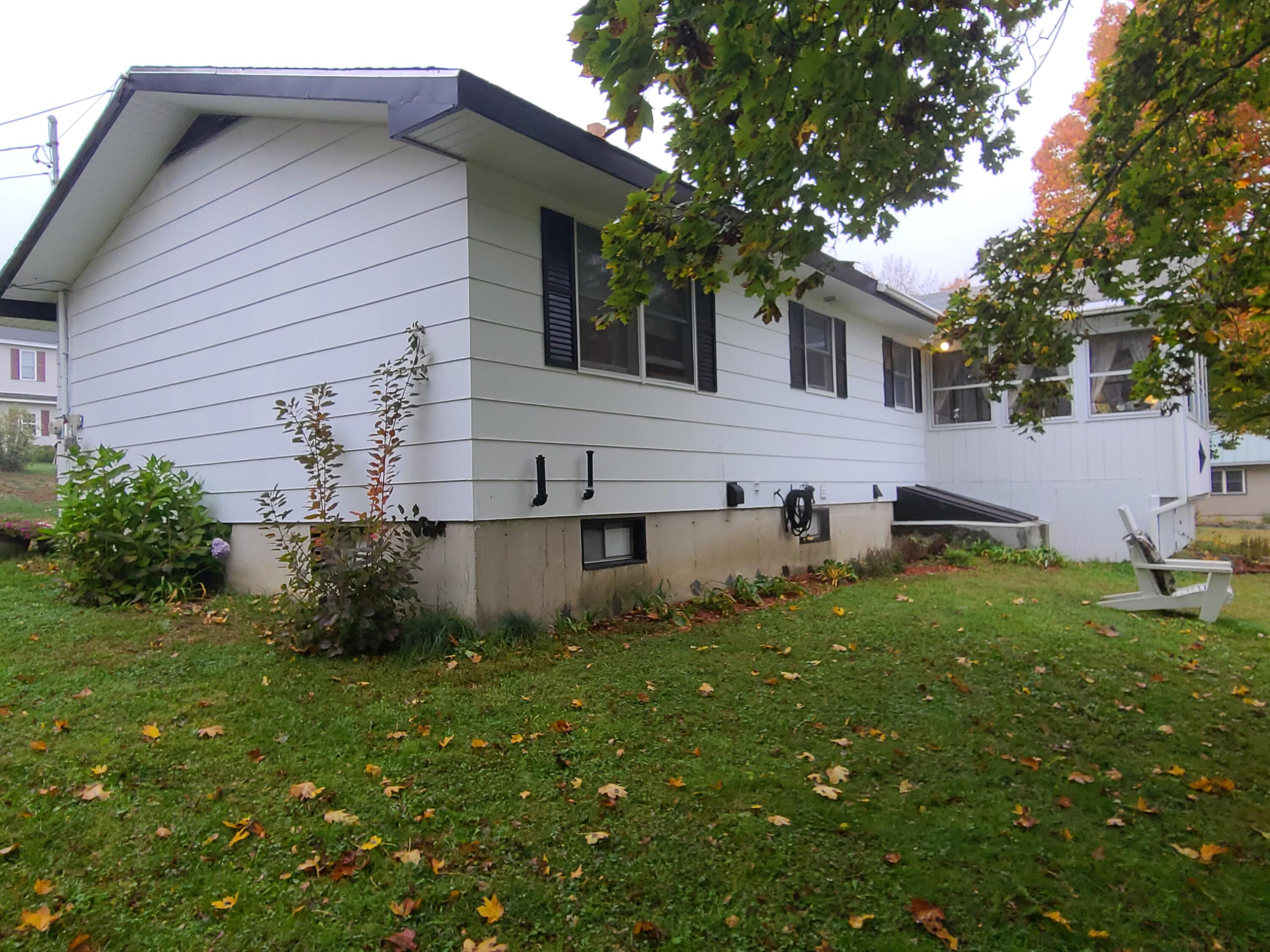 49 Jeffrey Street Lewiston ME 04240
