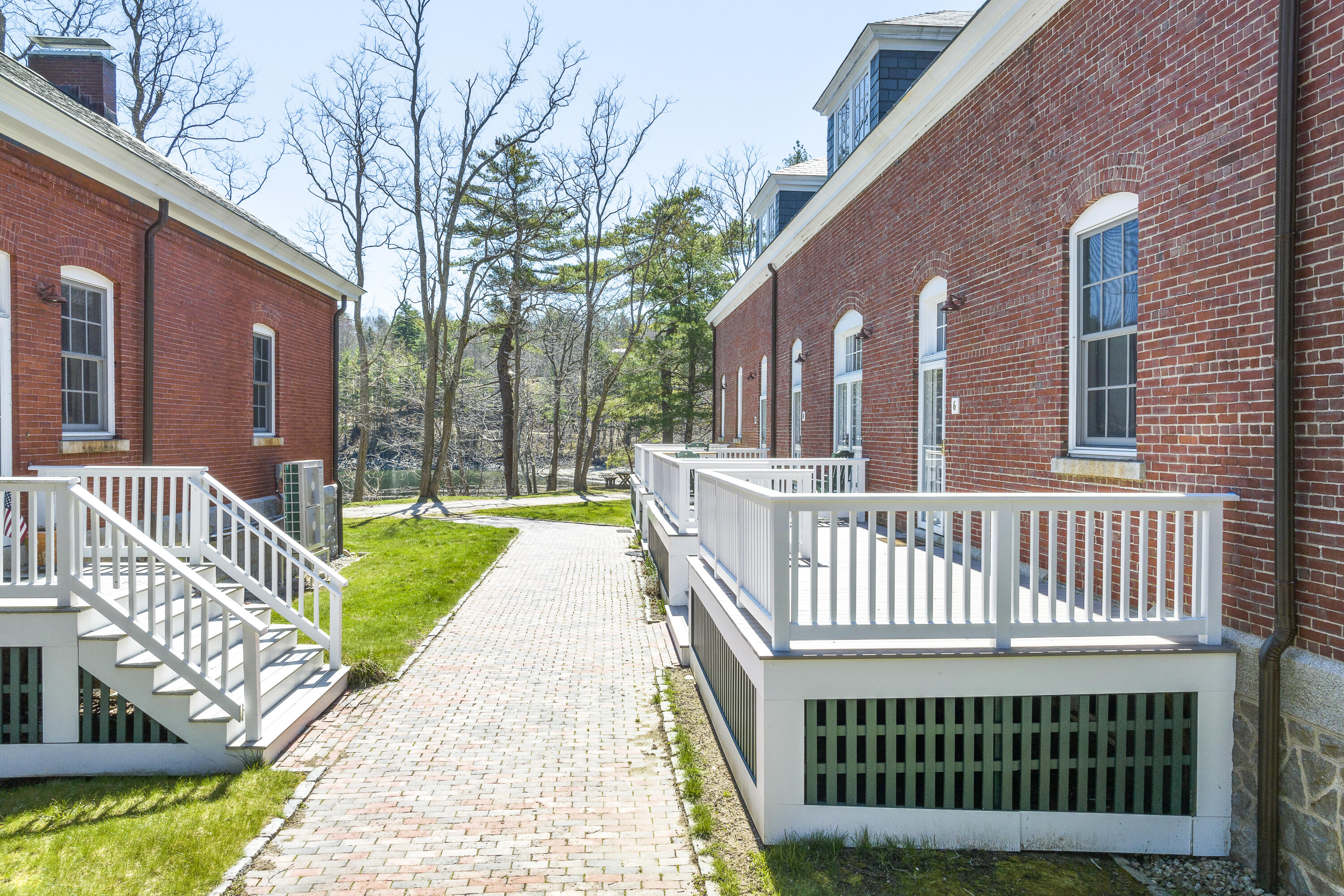 6 Quartermaster Court Portland ME 04109