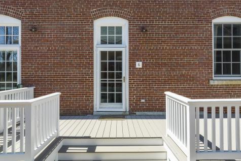 6 Quartermaster Court Portland ME 04109