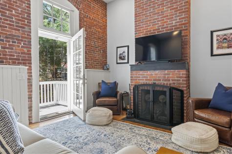 6 Quartermaster Court Portland ME 04109