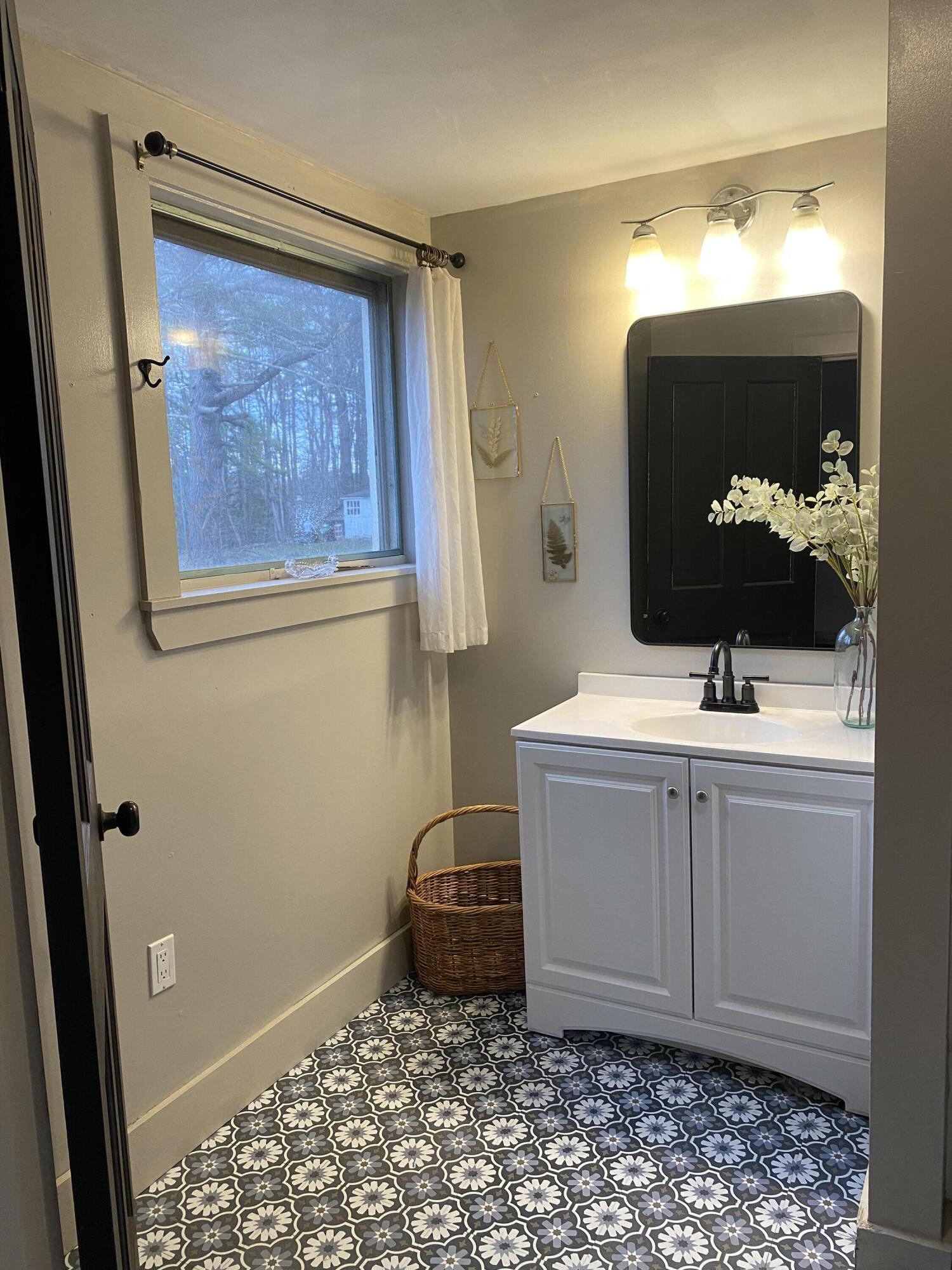 90 Main Street Cornish ME 04020