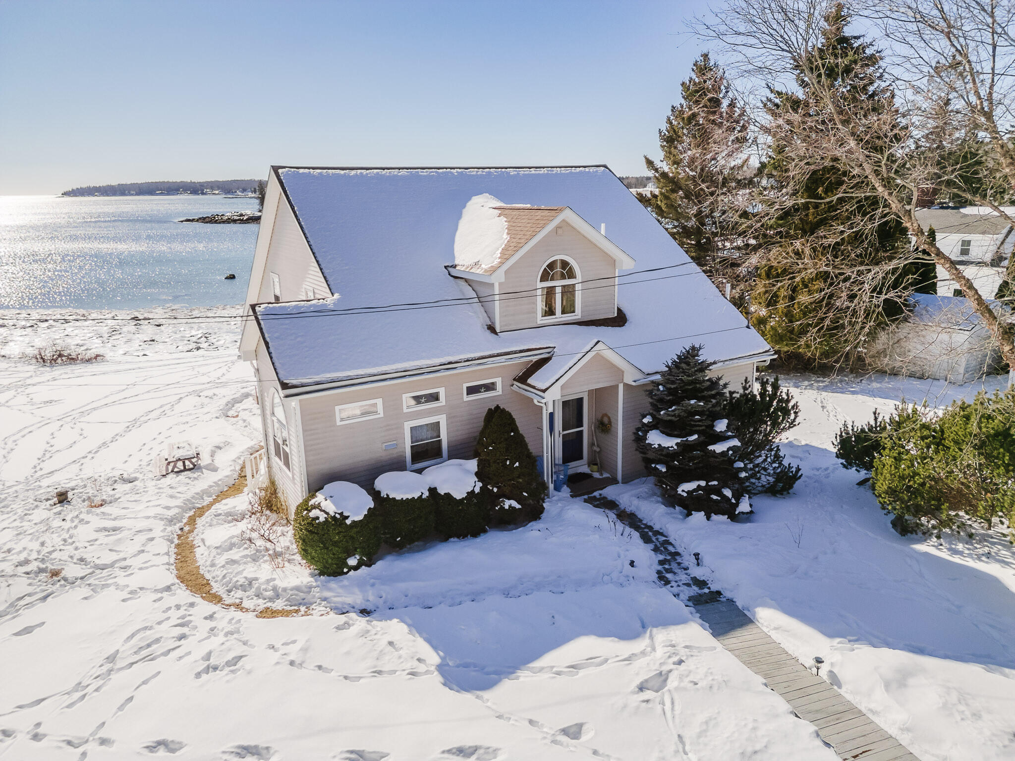 1 Mussel Ridge Lane Owls Head ME 04854