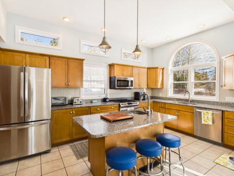 1 Mussel Ridge Lane Owls Head ME 04854