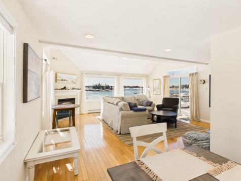 1 Mussel Ridge Lane Owls Head ME 04854