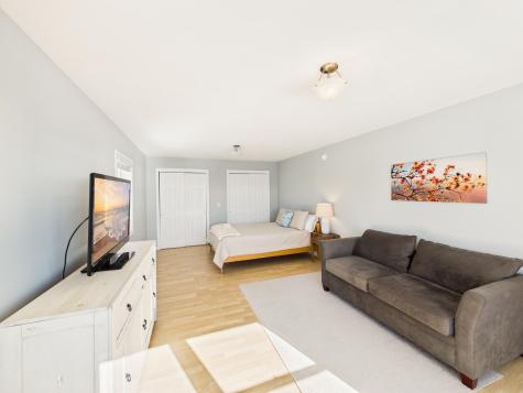 1 Mussel Ridge Lane Owls Head ME 04854