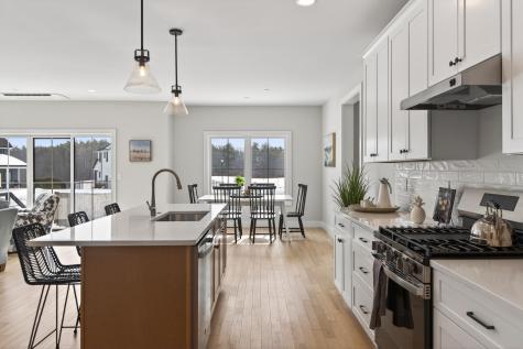 101 Owl's Nest Road Portland ME 04102