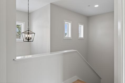 101 Owl's Nest Road Portland ME 04102