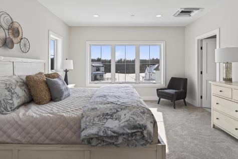 101 Owl's Nest Road Portland ME 04102