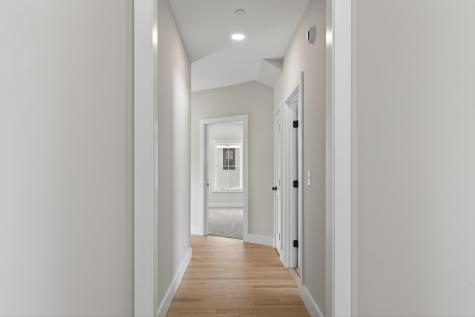 101 Owl's Nest Road Portland ME 04102