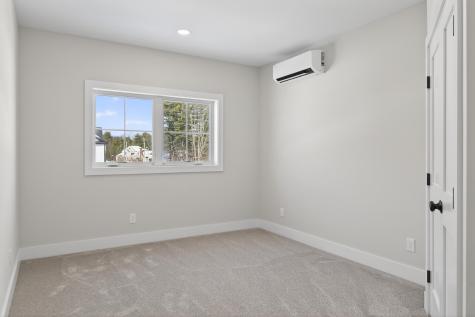 101 Owl's Nest Road Portland ME 04102