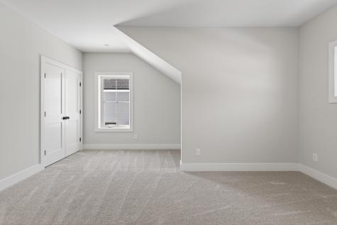 101 Owl's Nest Road Portland ME 04102