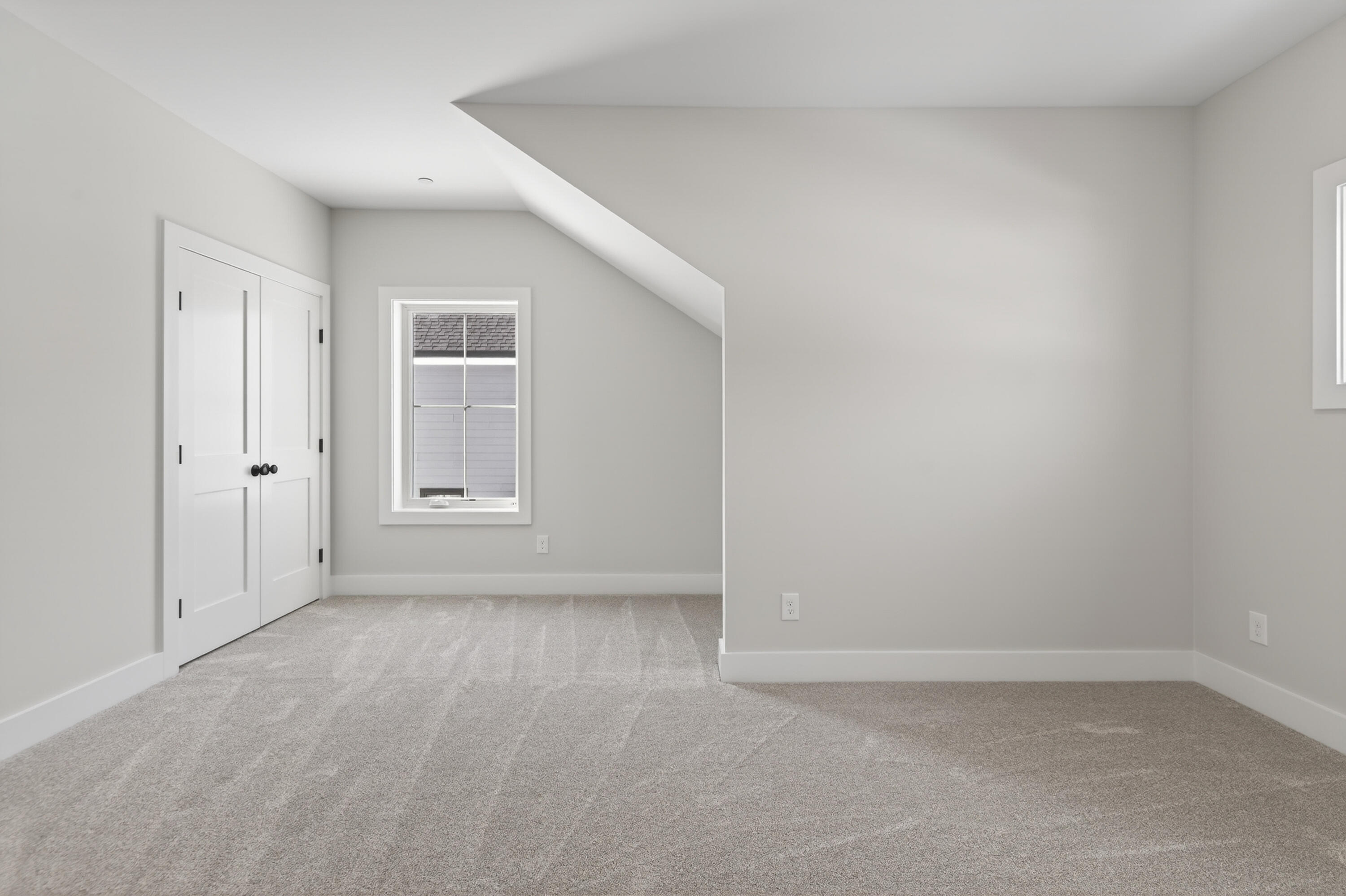 101 Owl's Nest Road Portland ME 04102