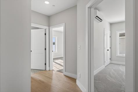 101 Owl's Nest Road Portland ME 04102