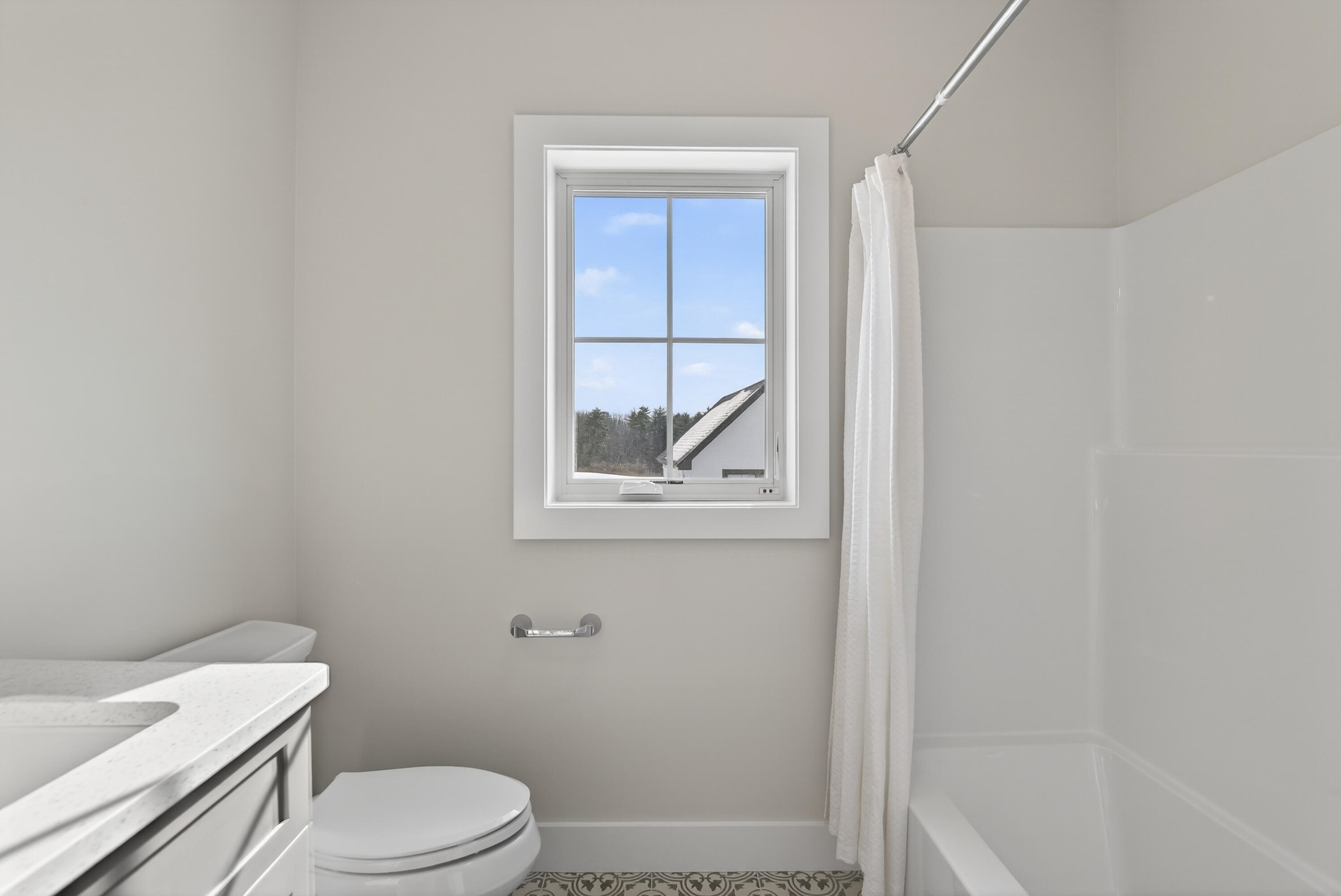 101 Owl's Nest Road Portland ME 04102