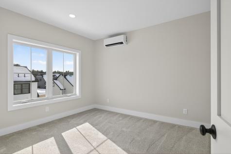 101 Owl's Nest Road Portland ME 04102