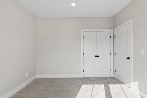 101 Owl's Nest Road Portland ME 04102