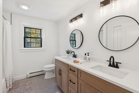 4 Furbish Lane Kennebunk ME 04043