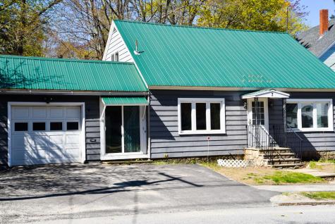 7 Harris Street Auburn ME 04210