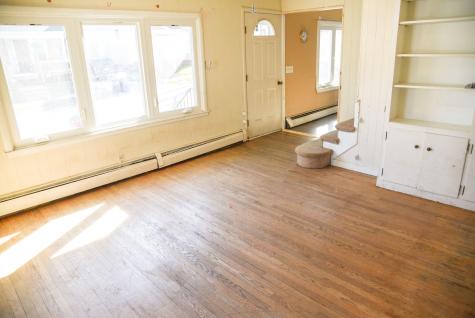7 Harris Street Auburn ME 04210