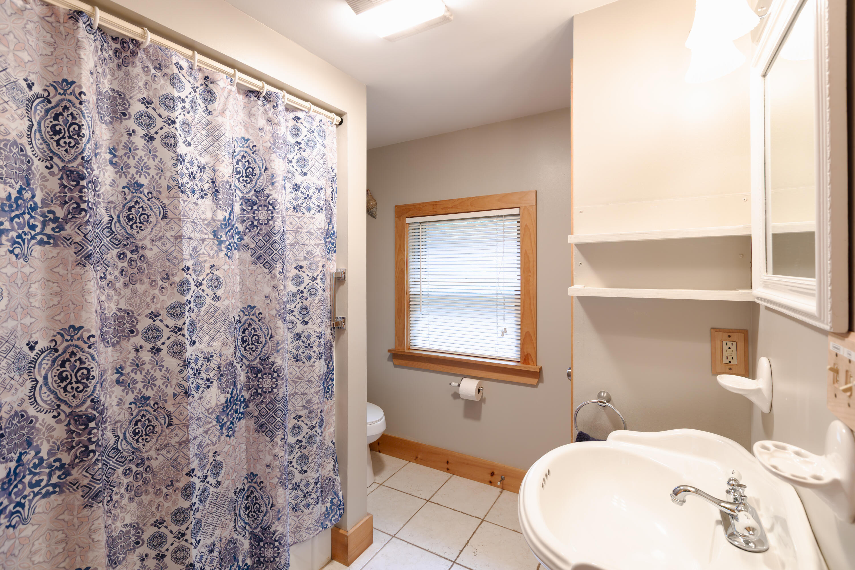 25 Mill Street Harrison ME 04040