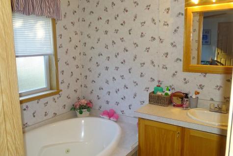 47 Whistle Stop Circle Wells ME 04090